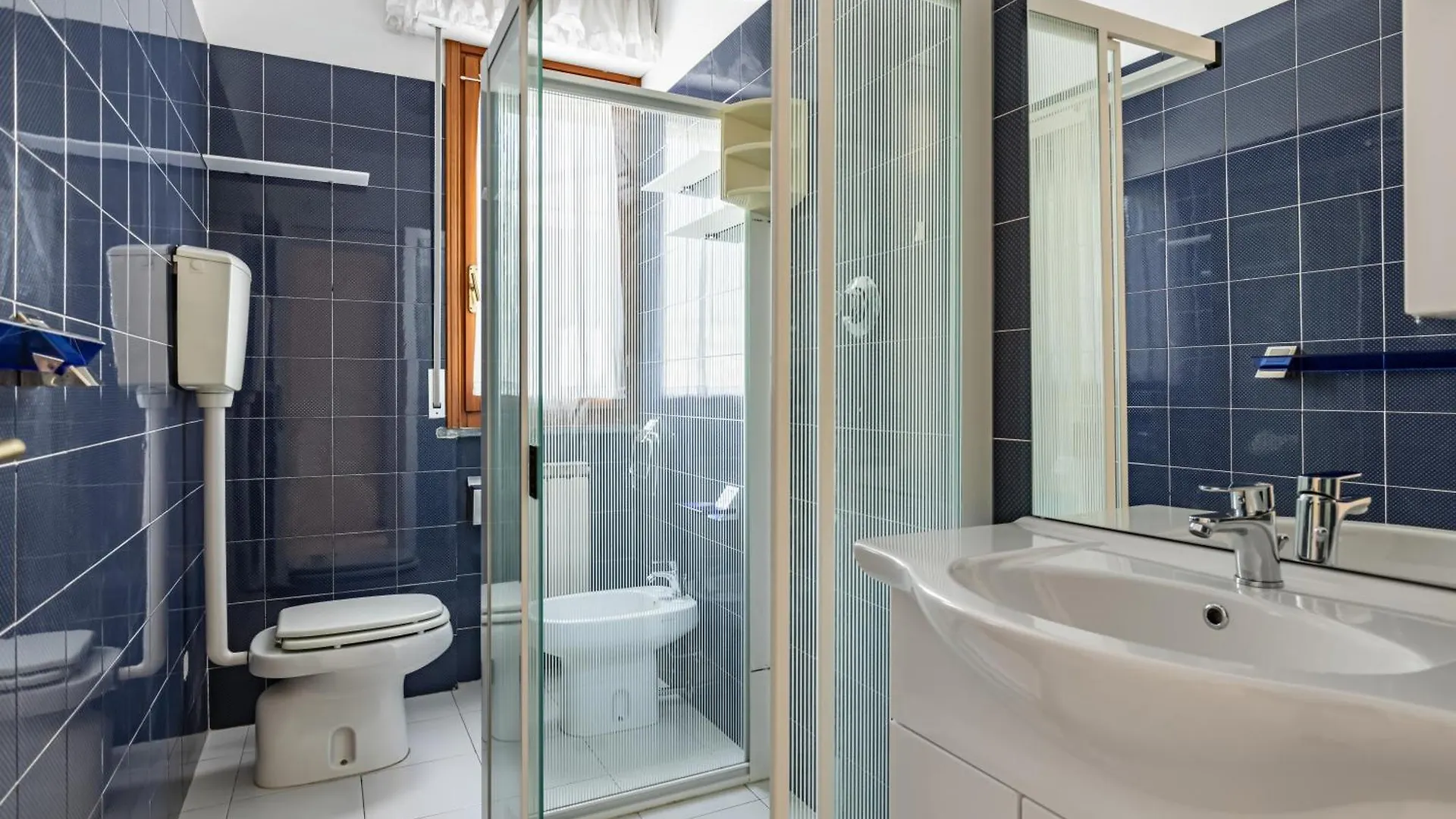 Two-Levels Apartment With Terrace And Parking Viareggio